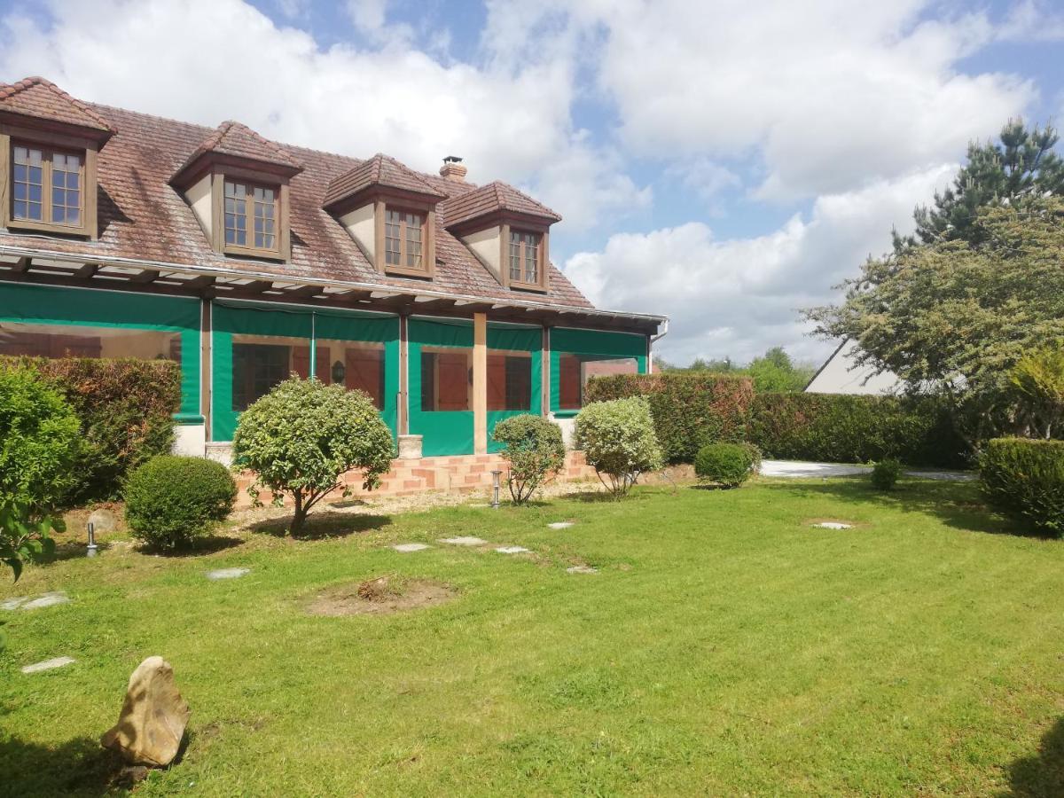 Au Soleil De Picardie Presles-et-Boves Bagian luar foto